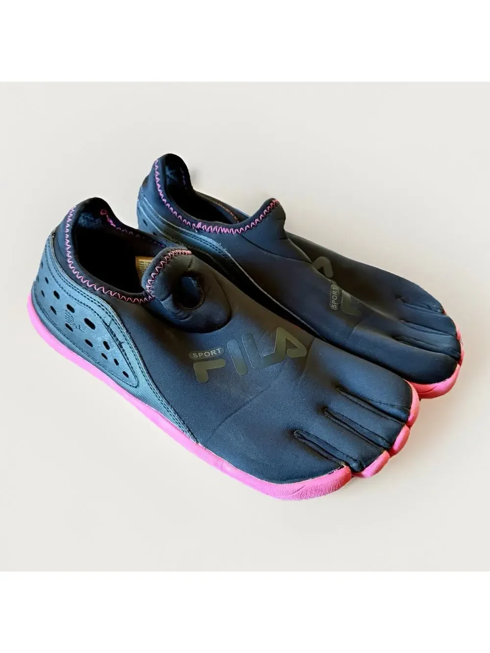 Fila Skele-Toes Shoes Women’s Size 11 Black Pink Toe water‎ Barefoot